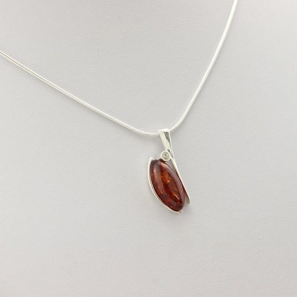 Sterling silver necklace with natural Baltic amber, 925 sterling silver necklace - Picture 2 of 9